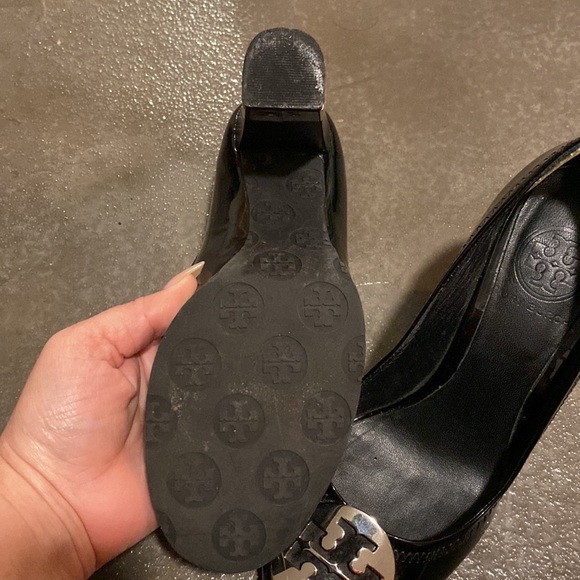 Tory Burch Emblem Heels - Picture 7 of 7